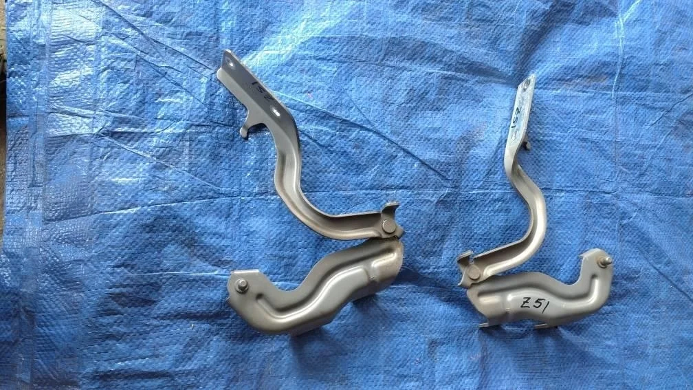 Б.у. петля капота (2шт) NISSAN MURANO Z51 NISSAN MURANO Z51