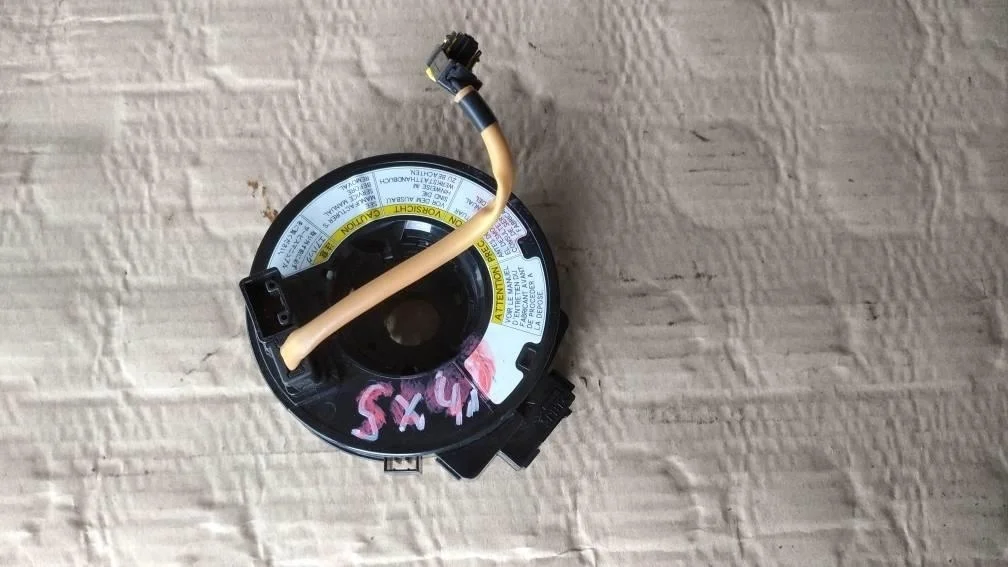 Б.у. шлейф рулевой SUZUKI SX4 YA11S SUZUKI SX4 YA11S