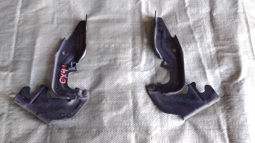 Б.у. петля капота (2шт) MITSUBISHI LANCER CX4A MITSUBISHI LANCER CX4A