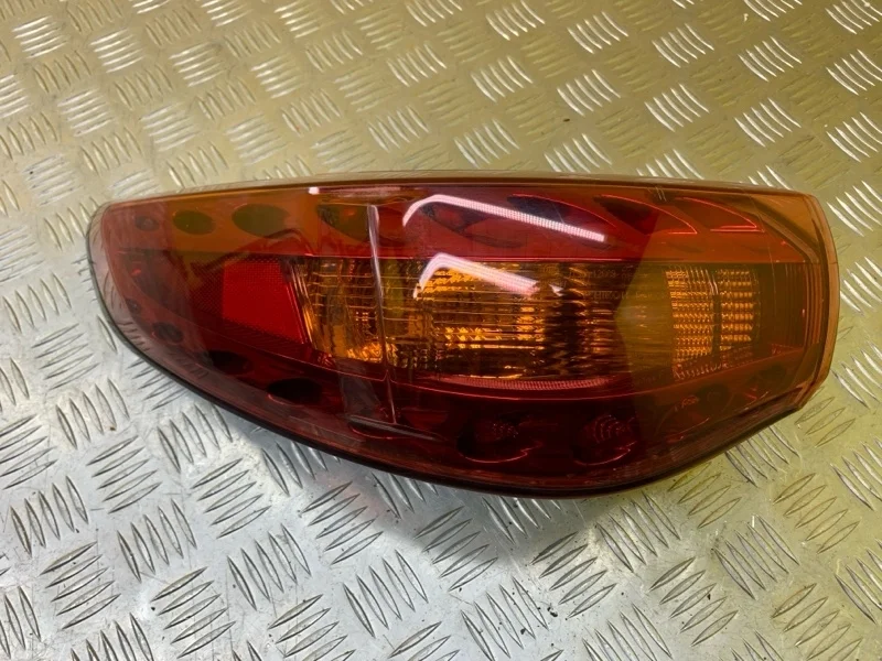 Фонарь задний левый Infiniti Fx 30D ( 2002-2013) 2011 265551CH0A 3.0 D V9X