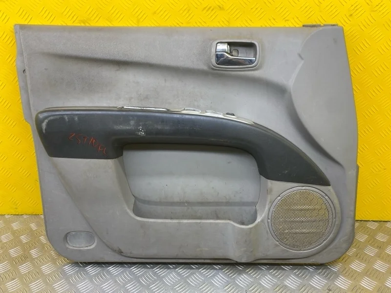 Обшивка двери передняя левая Mitsubishi L200 (2006-2015) 2006 7221A133HA ПИКАП 2.5 D 4D56