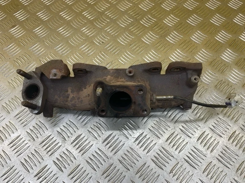 Коллектор выпускной Nissan Pathfinder (R51M) 2004-2013 2010 140045X00A 2.5 D YD25DDTI