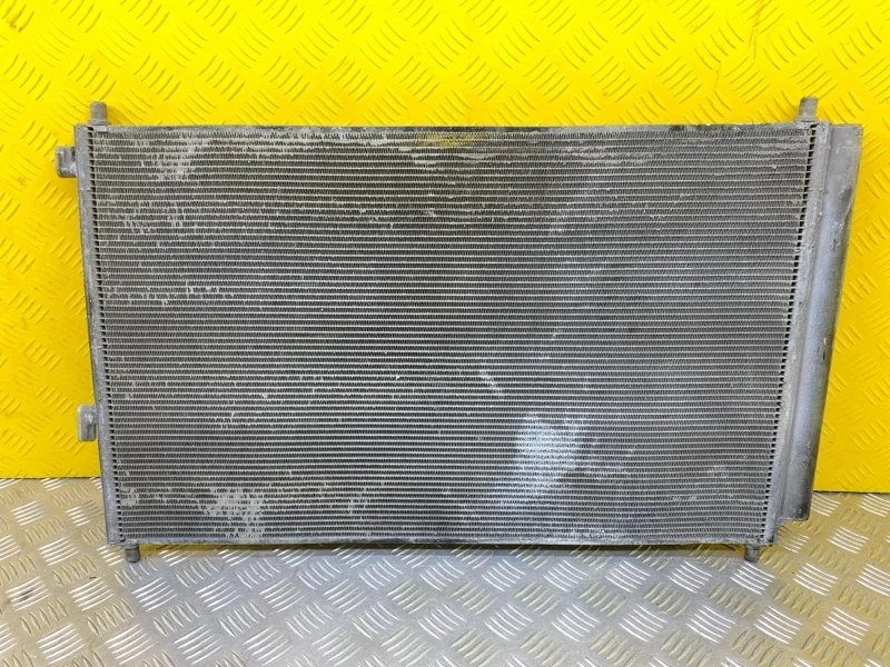 Радиатор кондиционера Toyota Rav 4 (Xa30) (2005-2014) 2009 8846042100