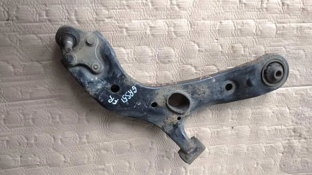 Б.у. рычаг TOYOTA ESTIMA GSR50 TOYOTA ESTIMA GSR50