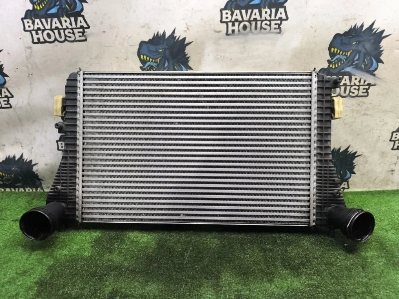 Интеркулер volkswagen Tiguan 2012 3C0145805R 5N1 CCZ