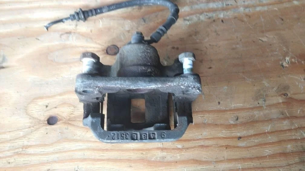 Б.у. суппорт NISSAN MURANO Z50 NISSAN MURANO Z50