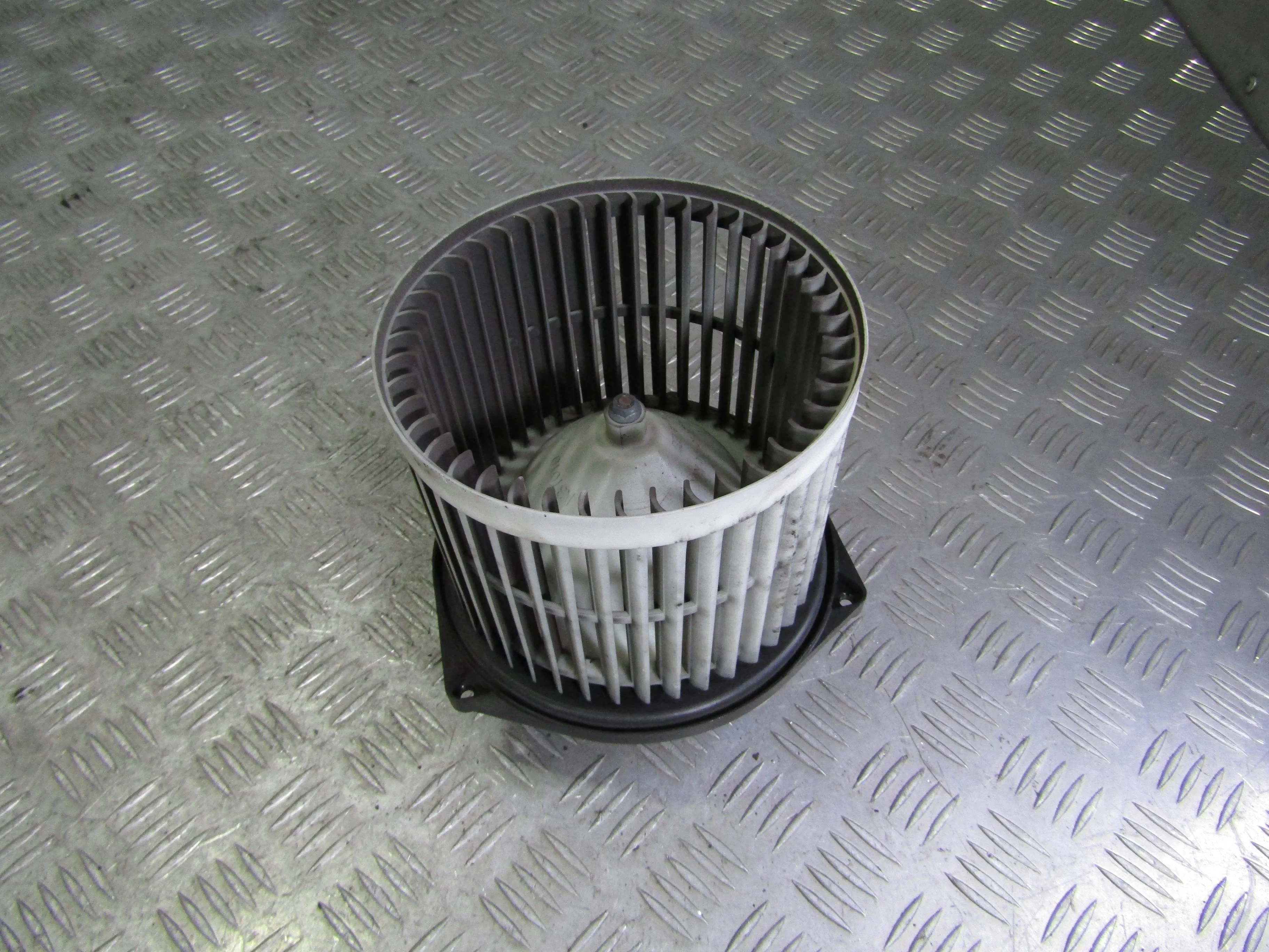 Моторчик печки HONDA Civic VIII (2005—2009)