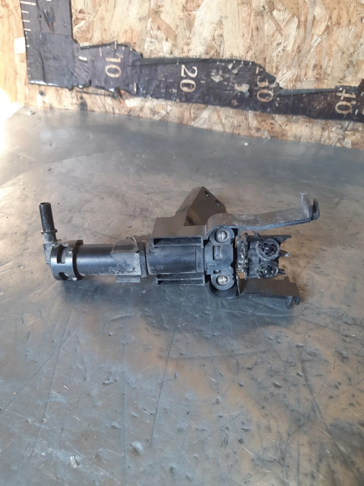 Форсунка омывателя фары Opel Antara I рестайлинг (2010—2017) 2012 черный