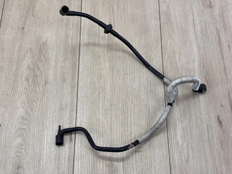 Вакуумная магистраль обратным клапаном VW Touareg 2 2010-2018 7P