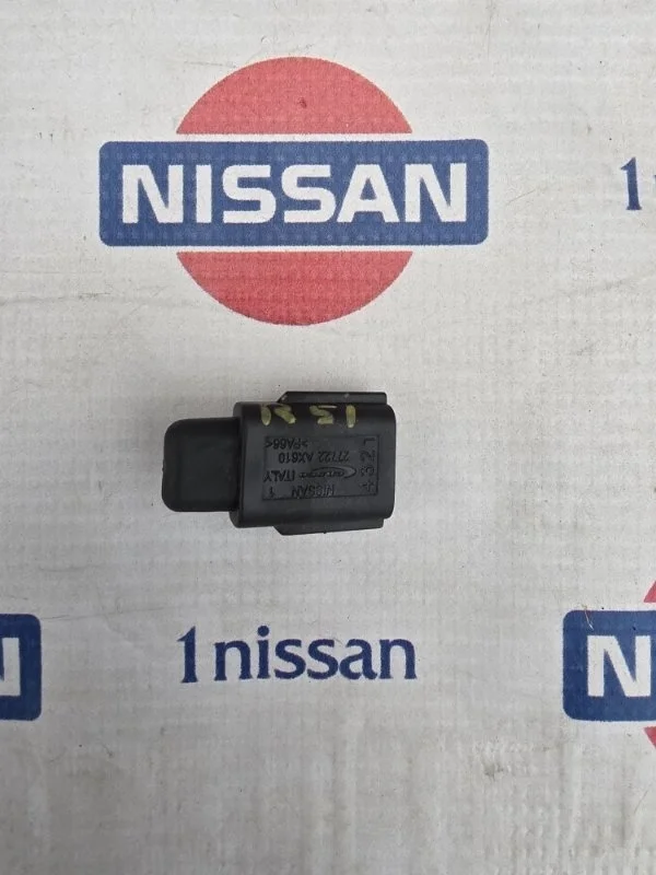 Датчик температуры окружающей среды Nissan Pathfinder 2006 27722AX610 R51 YD25, передний