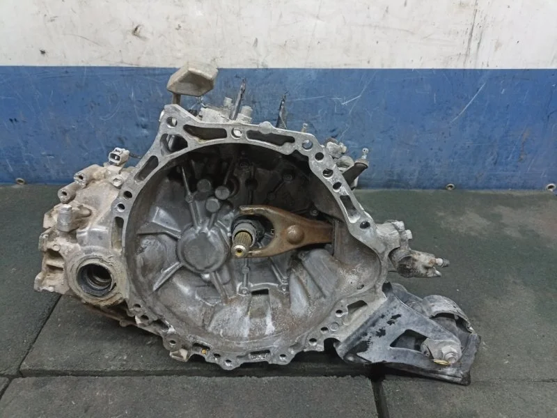 МКПП 5-ти ступ. Toyota Corolla 2010 3030012A90 E150 1.6 1ZR-FE