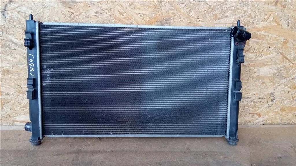 Б.у. радиатор охлаждения MITSUBISHI OUTLANDER XL CW5W MITSUBISHI OUTLANDER XL CW5W