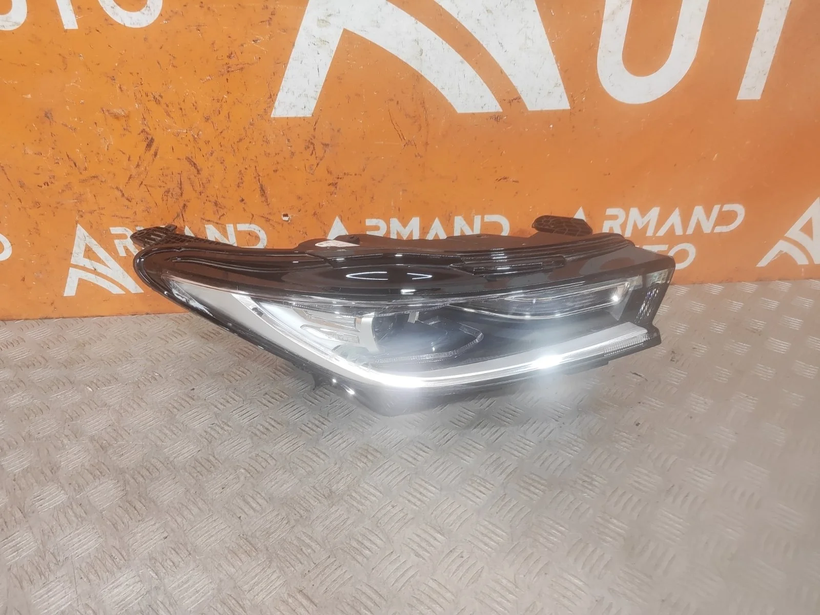 Фара EXEED TXL 2021-нв M32T