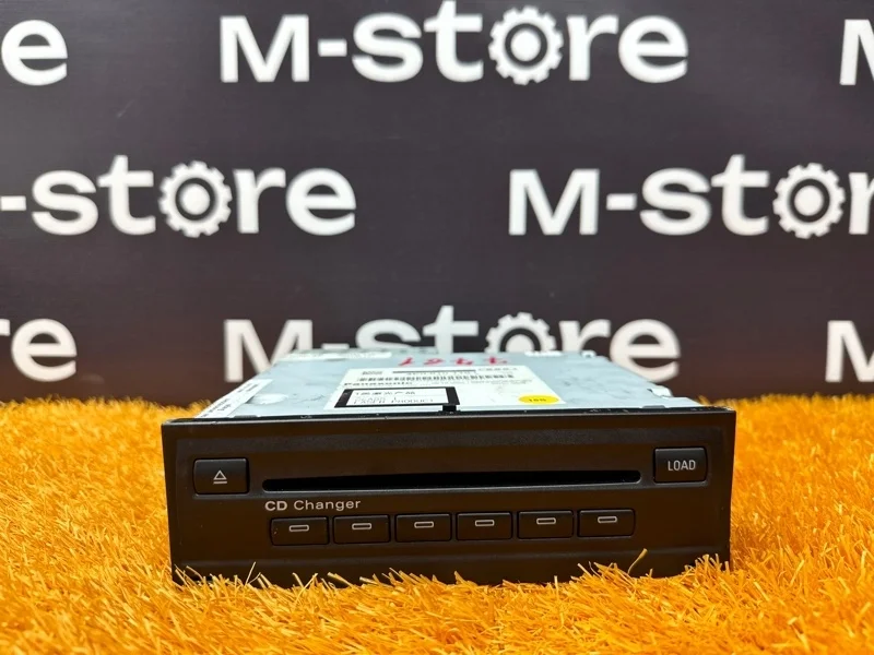 CD-Чейнджер Audi Q5 2009 4E0910110L 8R CAL