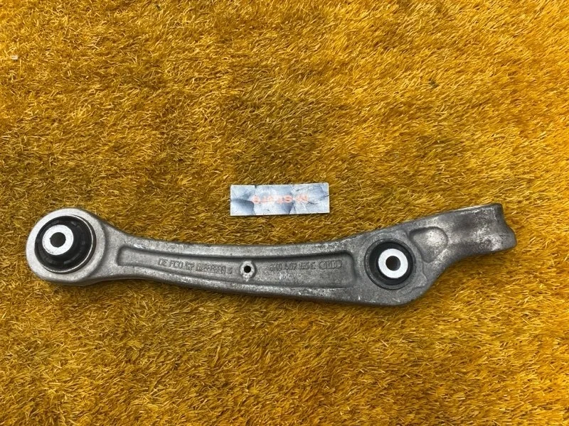 Рычаг подвески нижний Audi A5 2012 8K0407155C 8T CDN, передний левый