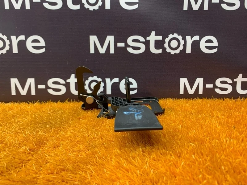 Замок капота Audi A5 2012 8T0823480 8T CDN