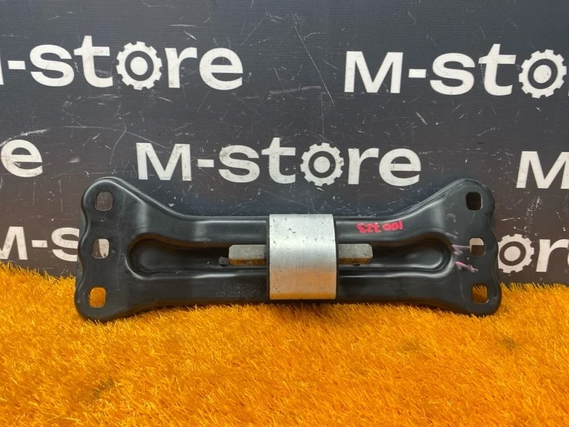 Траверса КПП Mercedes-Benz C-Class 2009 A2042420201 W204 271.950