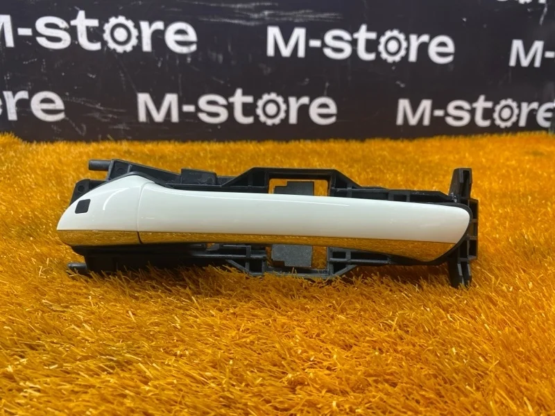 Ручка двери внешняя Mercedes-Benz Cls-Class 2005 A2197600570 W219 113.967, передняя левая
