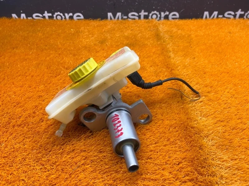 Главный тормозной цилиндр Audi A4 2007 8E0611021B B7/8E ALT