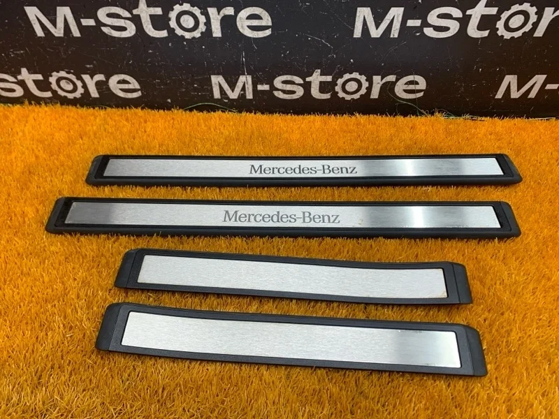 Накладка на порог салона Mercedes-Benz E-Class 2008 A2116805535 W211 272.922