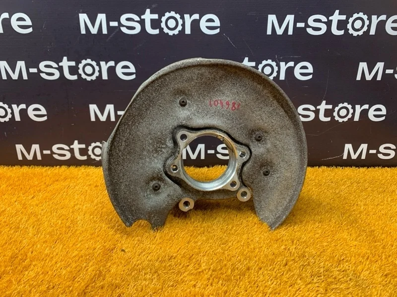 Кулак поворотный Audi Q5 2010 8R0505432F 8R CDN, задний правый