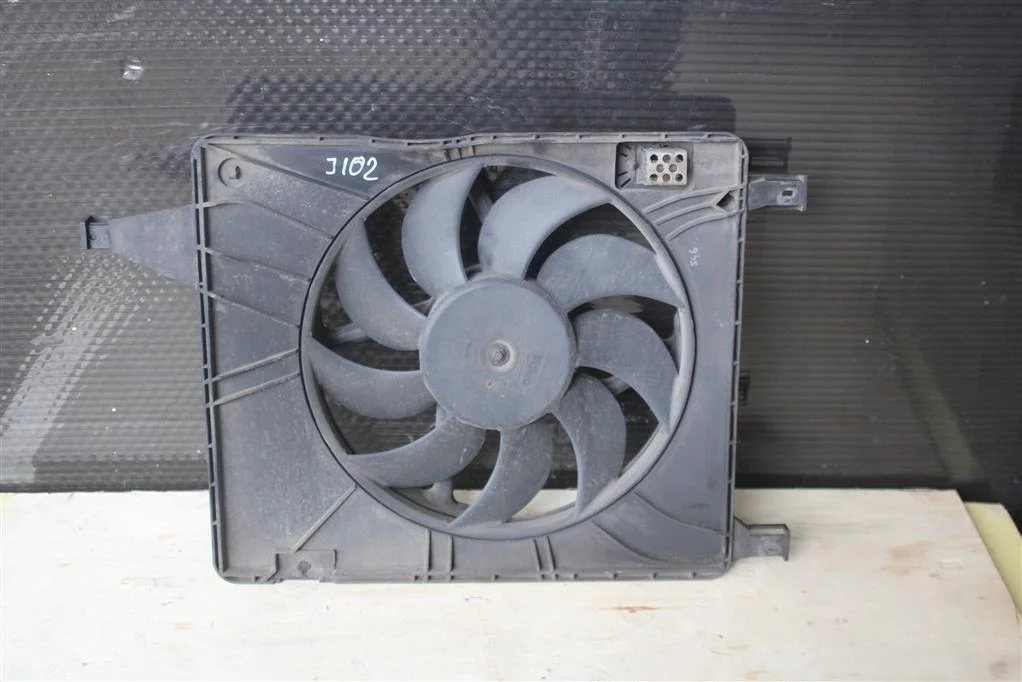 Б.у. диффузор радиатора NISSAN QASHQAI+2 JJ10 NISSAN QASHQAI+2 JJ10