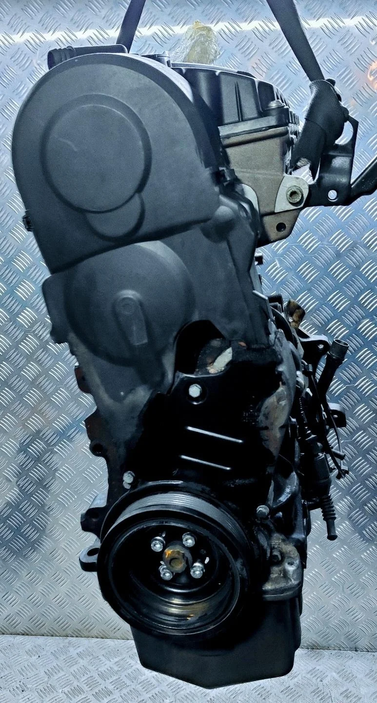 Двигатель AXC Volkswagen Transporter T5 1.9 Дизель