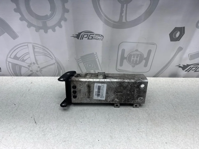 Кронштейн усилителя переднего бампера левый Mercedes-benz 2002 W211