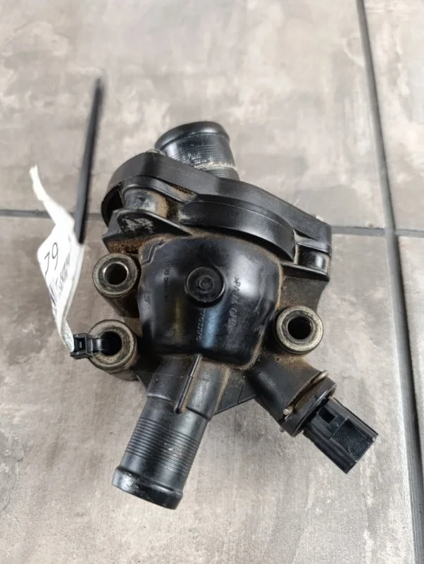 Корпус термостата Volvo S80 2008 AS60