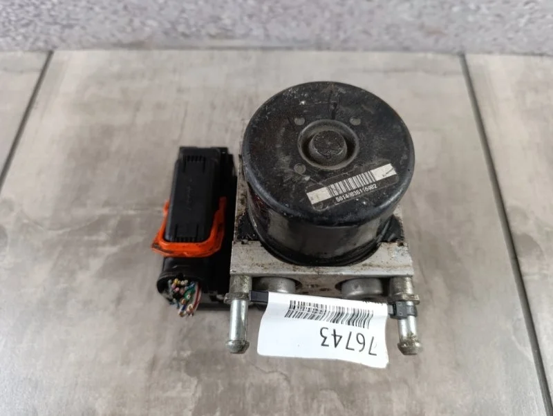 Блок abs Suzuki Grand Vitara 2010 JT