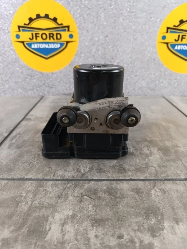 Блок abs Suzuki Grand Vitara 2009 JT