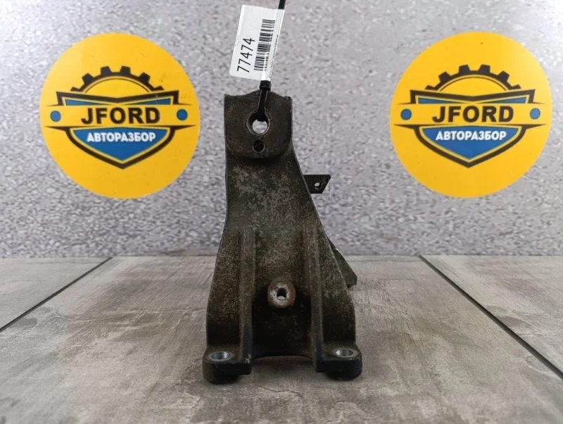 Кронштейн двигателя Suzuki Grand Vitara 2004 XL-7