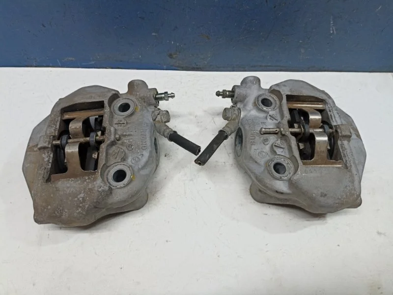 Суппорта тормозные Toyota Celsior 4773050160 UCF31 4.3 3UZ-FE, задняя