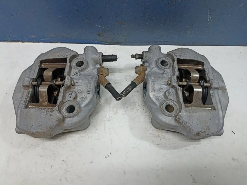 Суппорта тормозные Toyota Celsior 4773050160 UCF31 4.3 3UZ-FE, задняя