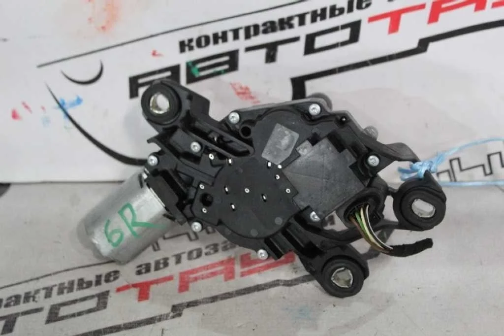 МОТОРЧИК ЗАДНЕГО ДВОРНИКА VOLKSWAGEN 5N0955711B