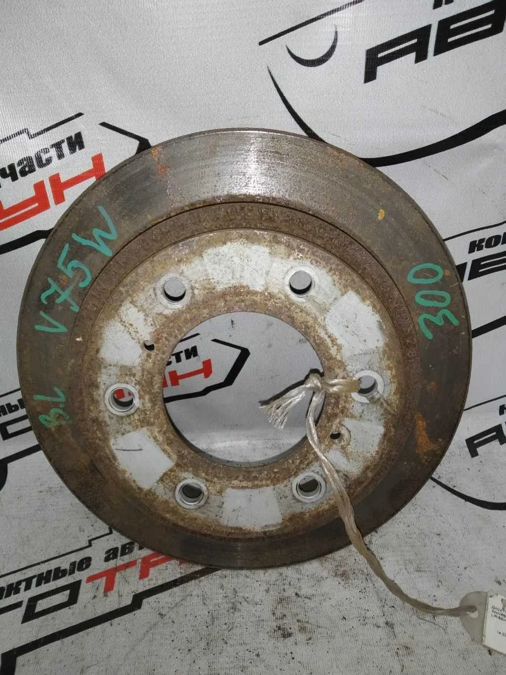 ДИСК ТОРМОЗНОЙ MITSUBISHI PAJERO V63W V65W V68W V73W V75W V77W V78W V83W V87W V93W ЗАДНИЙ ПРАВЫЙ ЛЕВЫЙ ТОЛЩИНА 22 ММ 6X139.7 300 ММ ВЕНТИЛИРУЕМЫЙ MR418067 D94