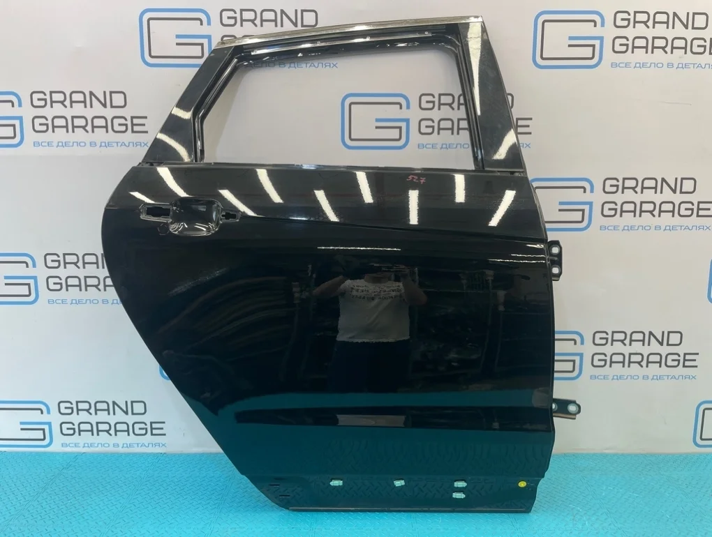 Дверь Cadillac Srx Ii 2011 23274200 GMT267 LF1 3.0, задняя правая