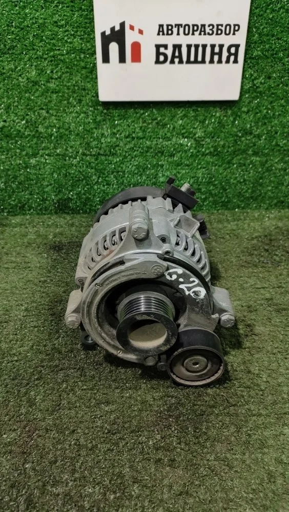 Генератор BMW 3 2019 12318634167 G20 B47D20B