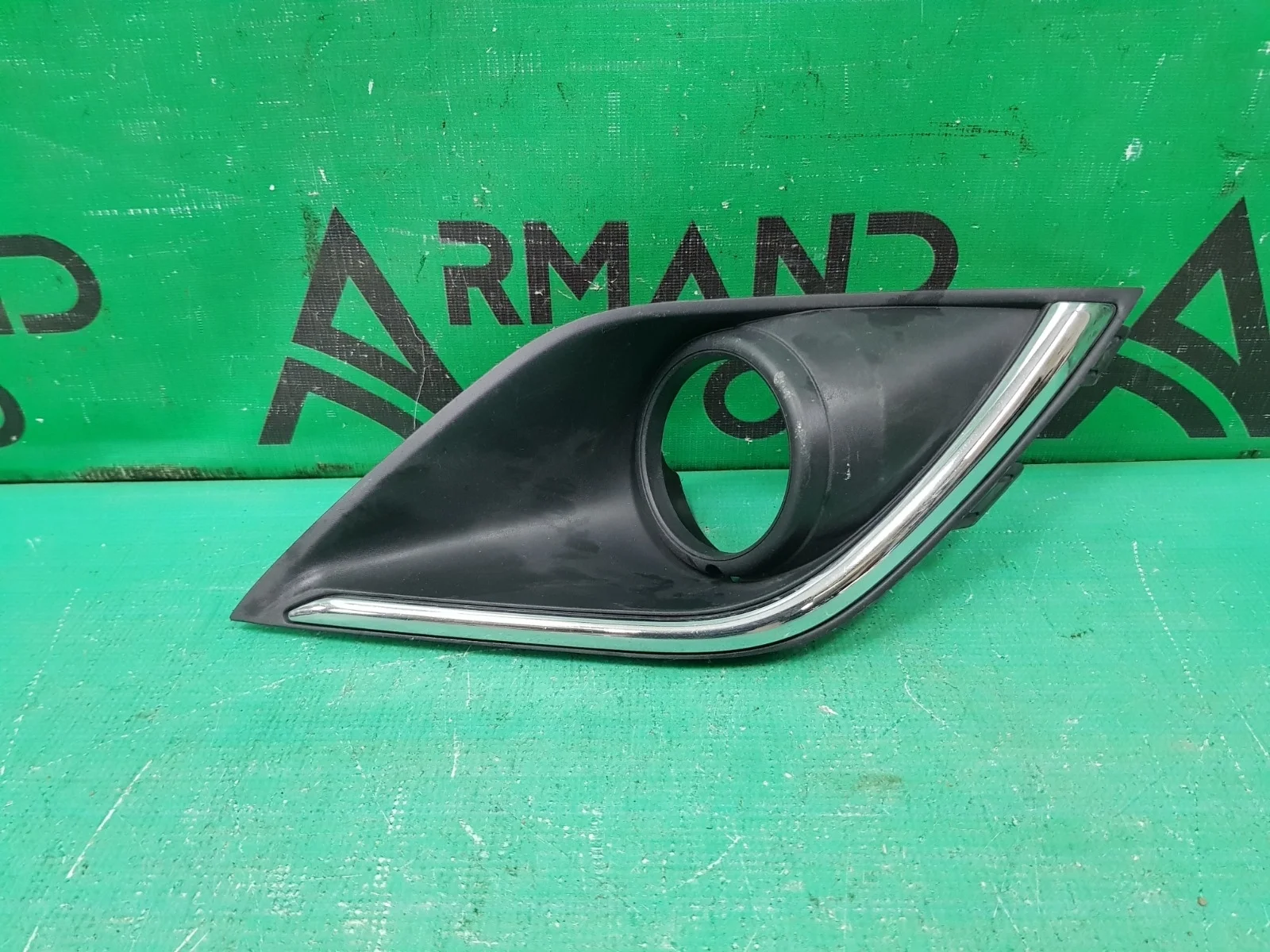 Накладка птф MITSUBISHI OUTLANDER 2015-2018 3 рестайлинг