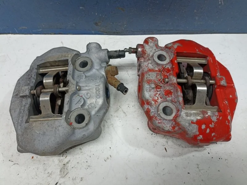 Суппорта тормозные Toyota Celsior 4773050160 UCF30 4.3 3UZ-FE, задняя