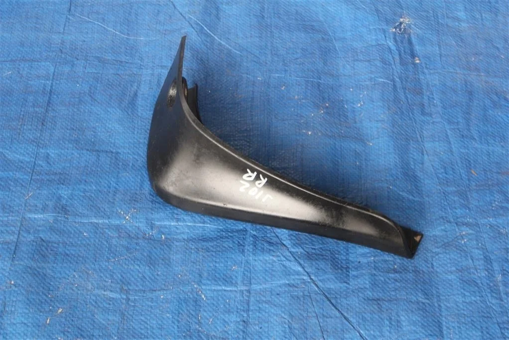 Б.у. брызговик NISSAN QASHQAI+2 JJ10 NISSAN QASHQAI+2 JJ10