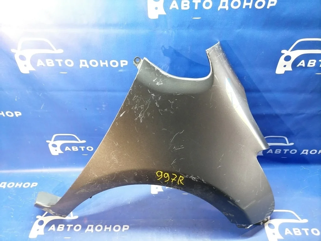 крыло TOYOTA RACTIS SCP100 -