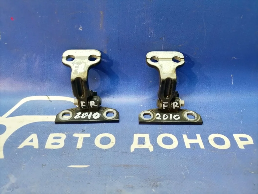 петли двери LAND ROVER FREELANDER L359 B6324S F LR003087, LR003085
