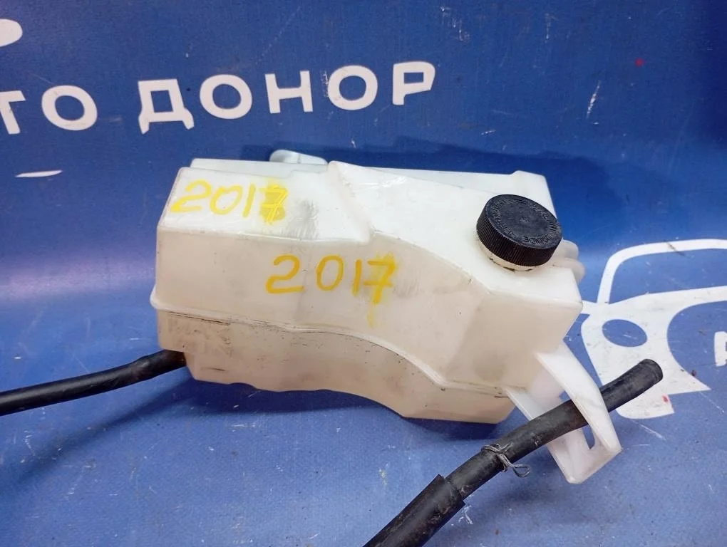 бачок расширительный NISSAN XTRAIL TNT31 QR25DE