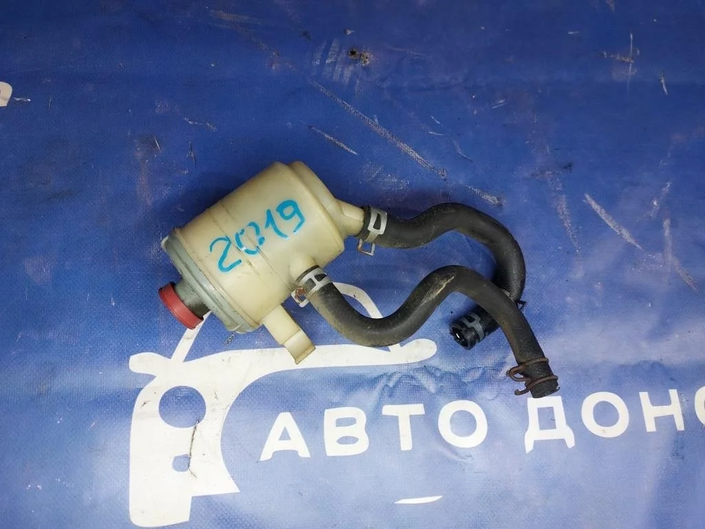 бачок гидроусилителя HONDA STREAM RN1 -