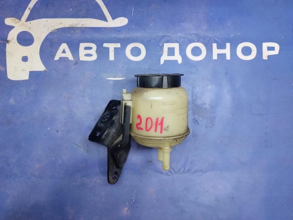 бачок гидроусилителя NISSAN FUGA GY50 VK45DE