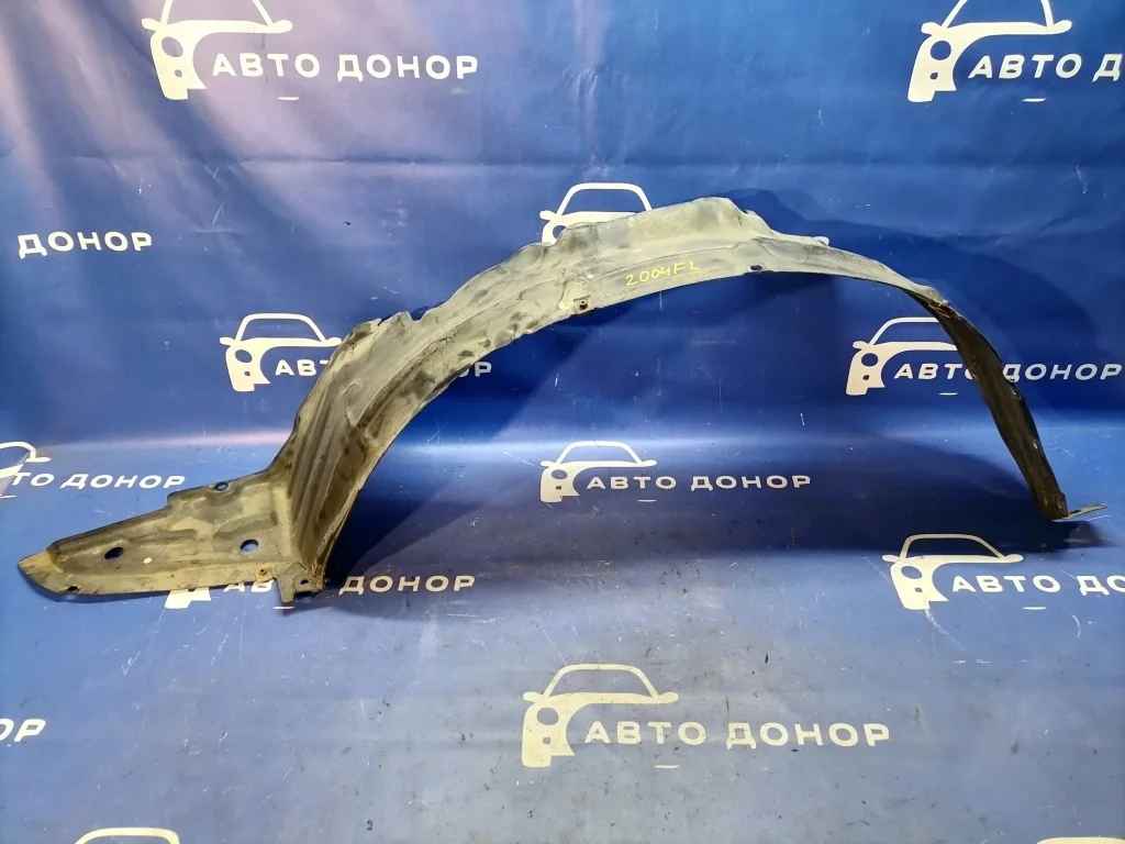 подкрылок NISSAN LIBERTY RM12 QR20DE