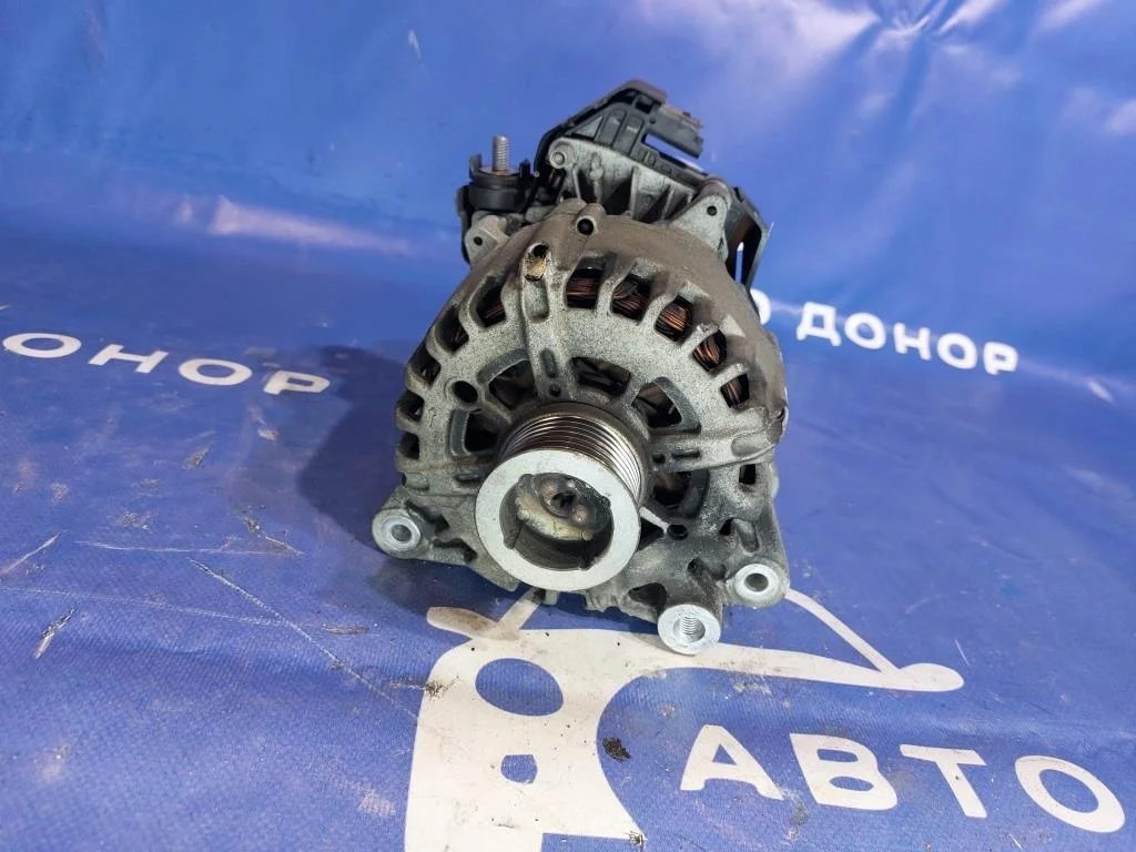 генератор NISSAN SERENA C26 MR20DD