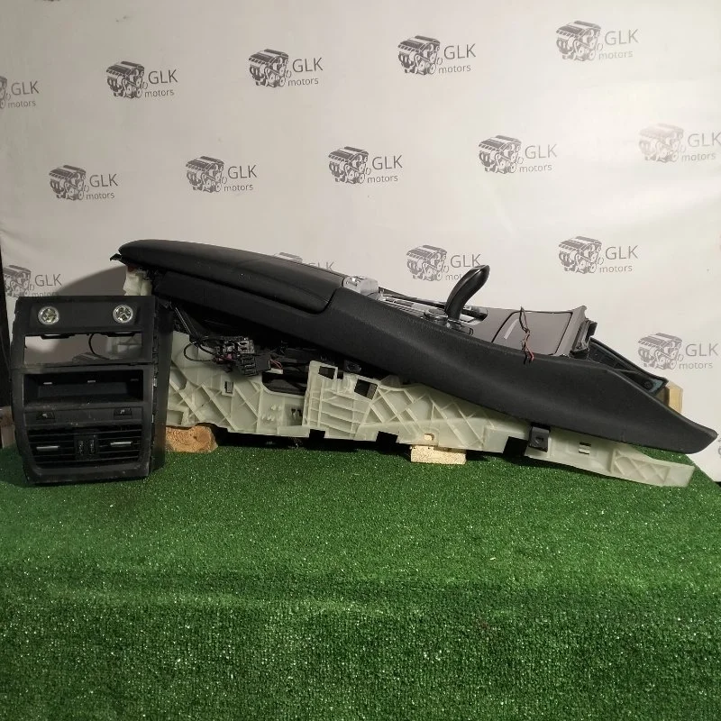 Подлокотник Bmw 5 61319267890 F07