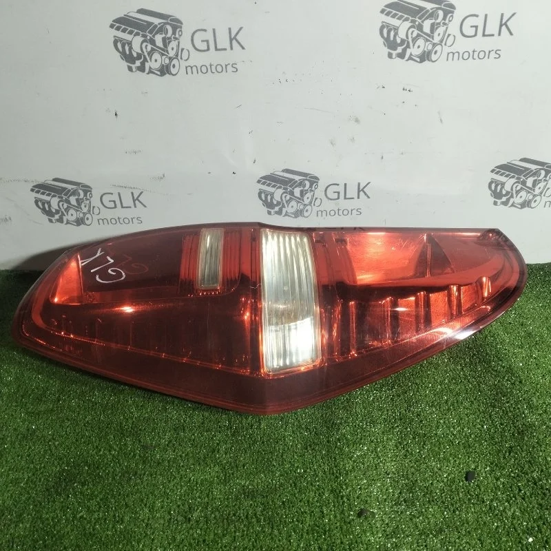 Фонарь задний Hyundai Grand Starex 924014H020, левый